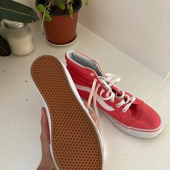 Vans - salmon pink high tops (only worn one time!) - Picture 4 of 4
